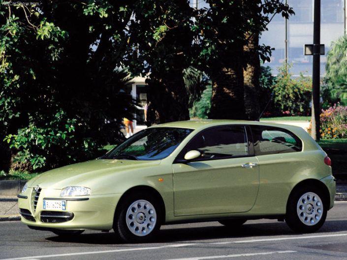 Alfa Romeo 147 2000-2002