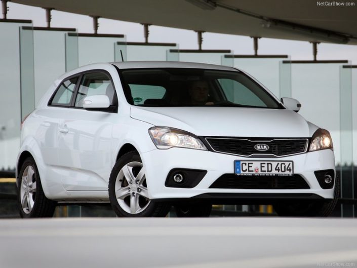 Kia Ceed 2010-2013
