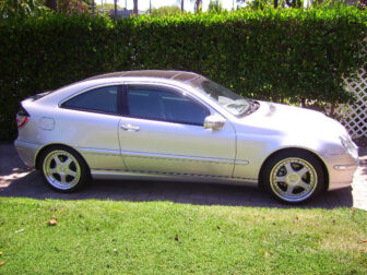 Τζάμι πόρτας συνοδηγού Mercedes C Class (W203) coupe 2001-2008