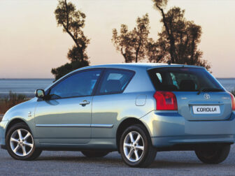 Φινιστρίνι φτερού πίσω δεξί Toyota Corolla 3πορτο 2002-2006