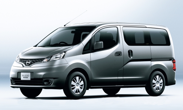 Τζάμι πόρτας οδηγού Nissan NV200 / EVALIA 2009-