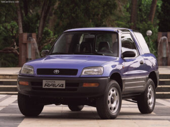 Τζάμι πόρτας συνοδηγού Toyota Rav-4 5πορτο 1995-2000 καινούριο