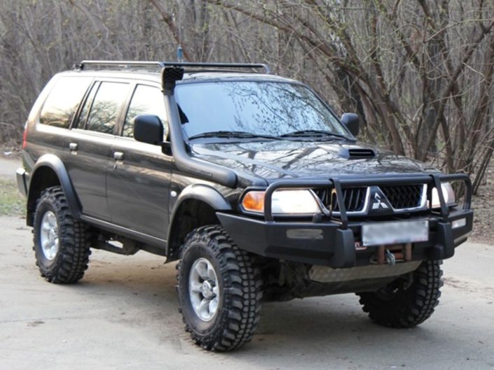 Πίσω τζάμι πόρτας δεξί Mitsubishi L200 4πορτο 1996-2005