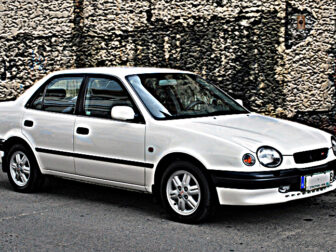 Φινιστρίνι πόρτας πίσω δεξί Toyota Corolla (E110) 4πορτο και Station Wagon 1998-2002