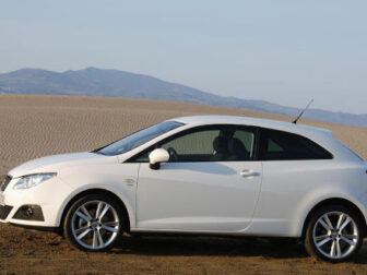 Πίσω παρμπρίζ Seat Ibiza 3πορτο 2008-2017