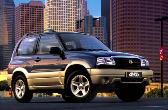 Τζάμι πόρτας οδηγού Suzuki Grand Vitara 3πορτο 1998-2005