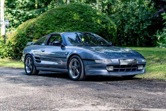 Παρμπρίζ Μπροστινό Toyota MR2 1990-2000
