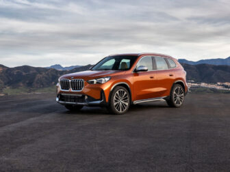 Πίσω παρμπρίζ BMW X1 (U11) 2022->