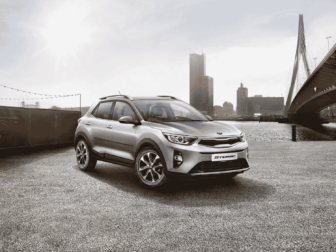 Kia Stonic 2017 Κρύσταλλο Καθρέφτη Kia Stonic 2017->